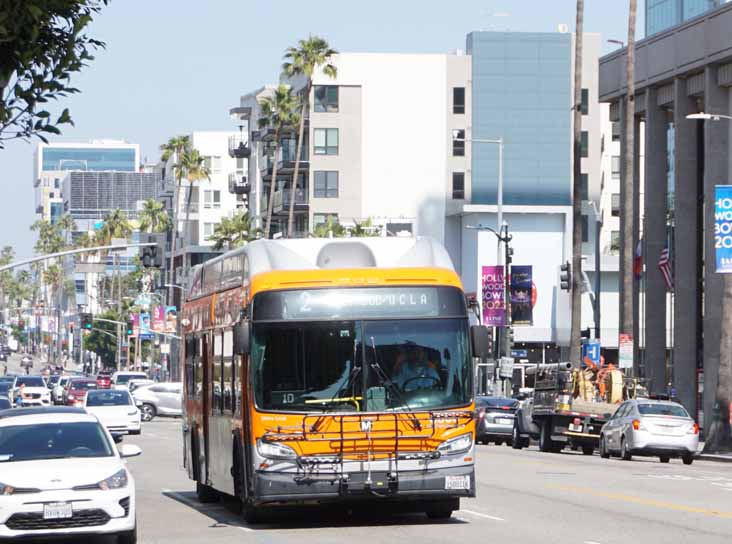 LA Metro New Flyer Xcelsior XN40